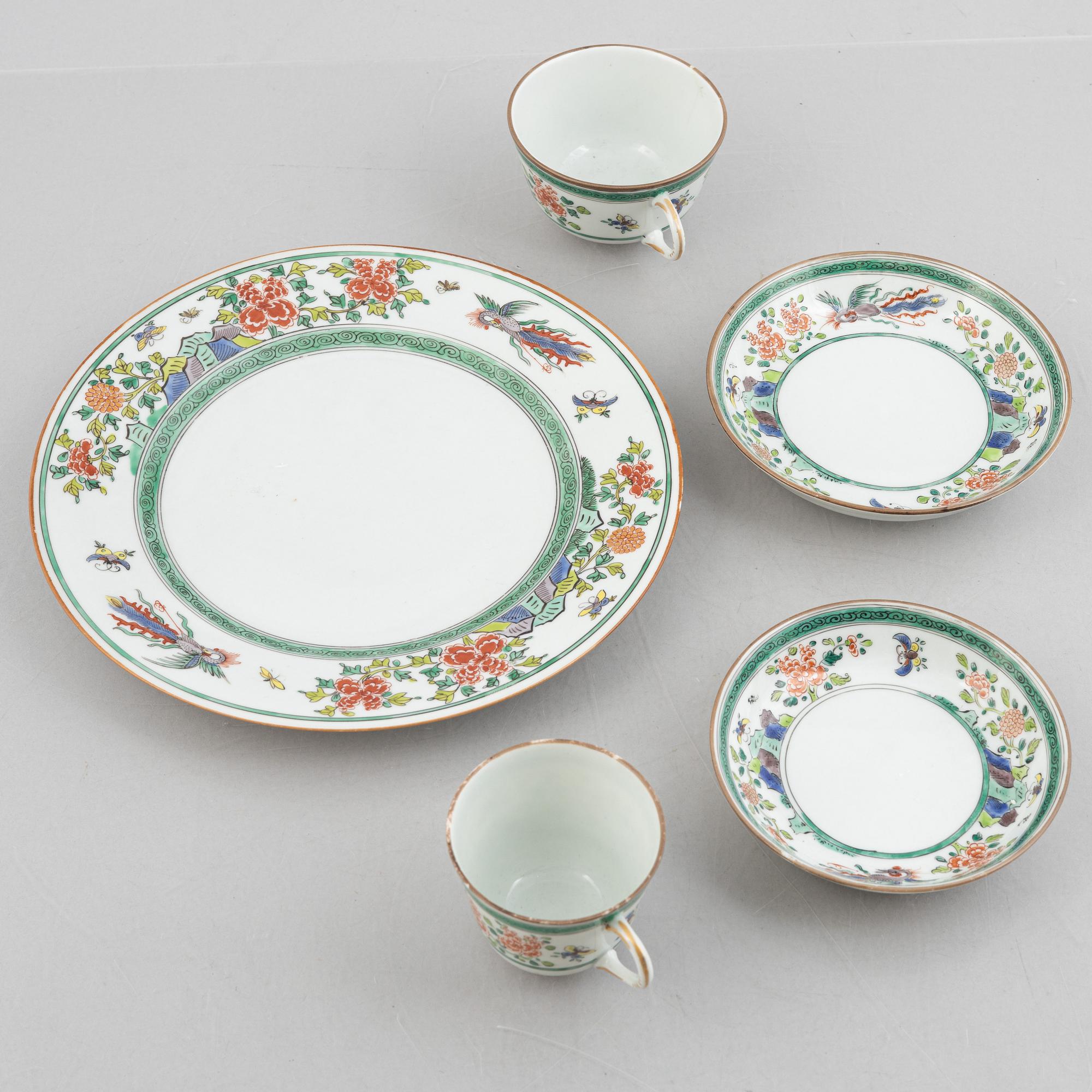 Service pieces, 46 pieces, porcelain, Samson, Paris,  France, 19th century.