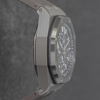 Audemars Piguet, Royal Oak Offshore, "Grey Ceramic", chronograph, ca 2019.