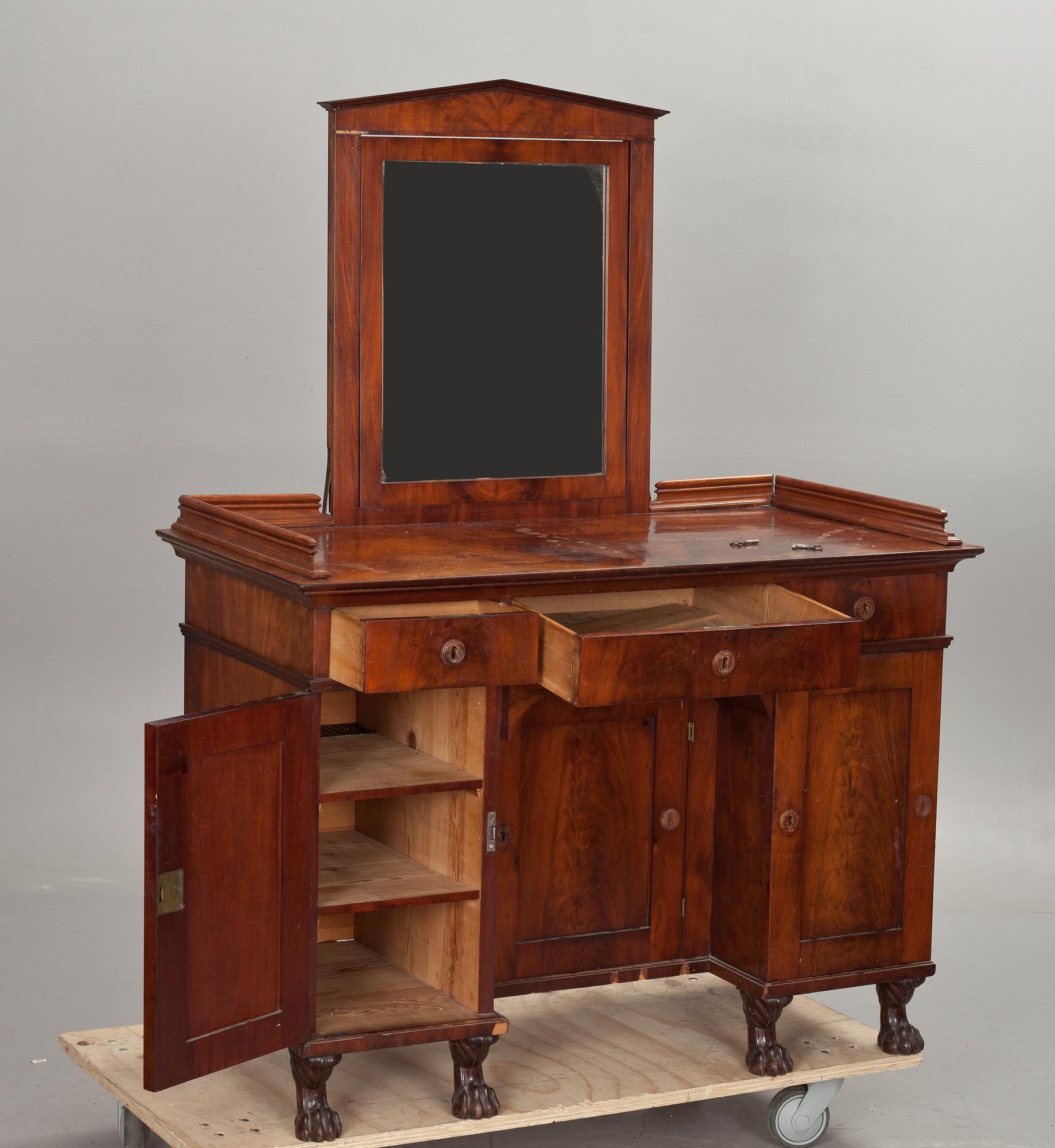 SKRIVBORD/TOALETTBORD, empire, 1800-talets första hälft.