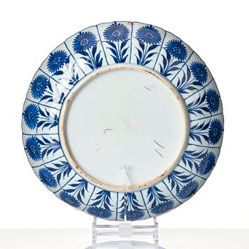 A blue and white 'Aster dish', Qing dynasty, Kangxi (1662-1722).