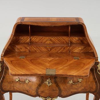 A Swedish Rococo 18th century secretaire in the manner of Johan Henrik Reimer (master in Stockholm 1745-1773).