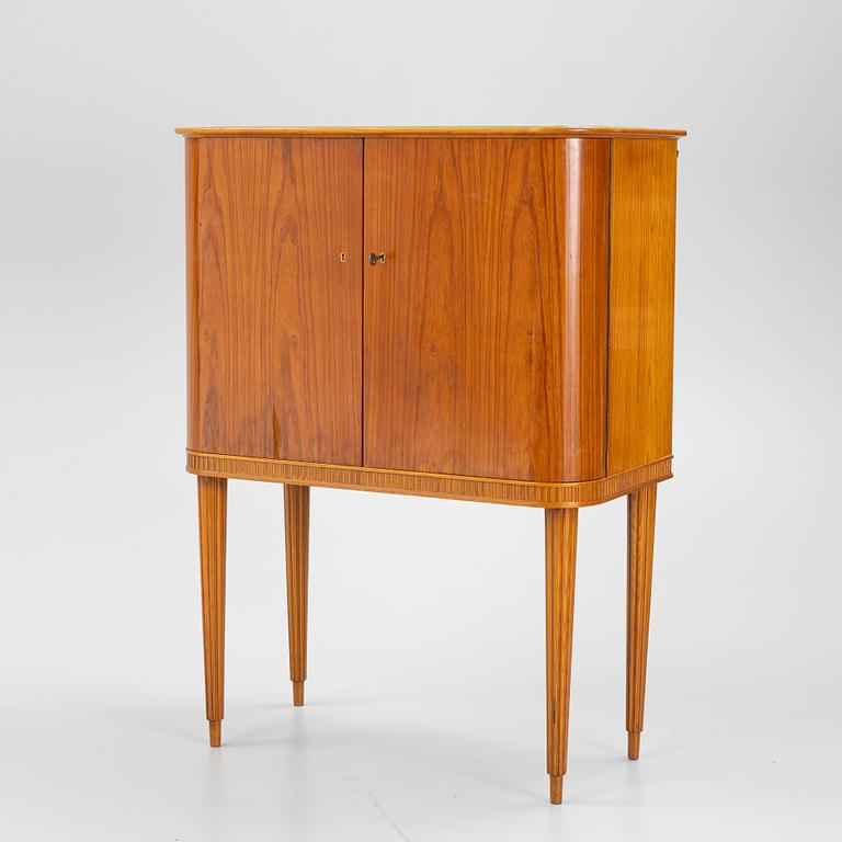 A mahogany veneered Swedish Modern bar cabinet, Förenade Möbelfabrikerna, 1940's.