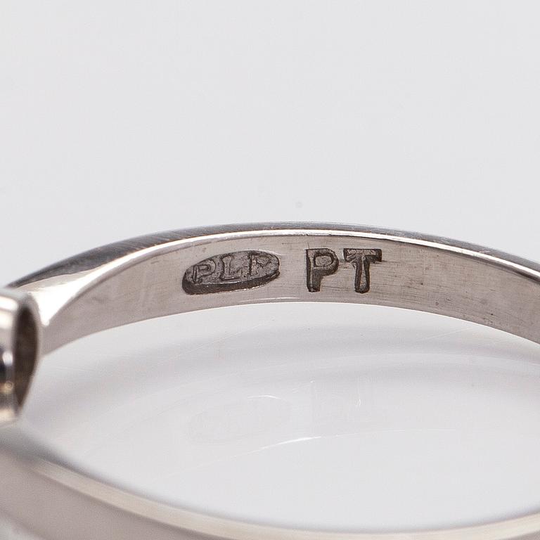 Ring, brilliant cut diamond, platinum, Peltonen & Kni, Helsinki.