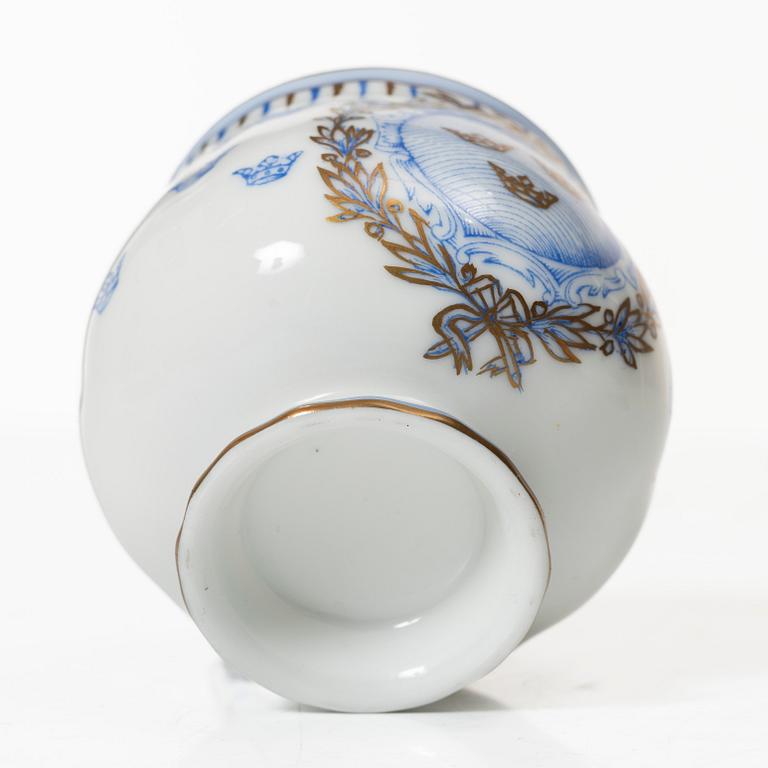 Rörstrand, cremekoppar med fat, 12 st.