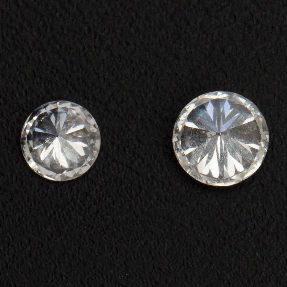 PARTI DIAMANTER, 2 st. Briljantslipade diamanter. Sammanlagt ca 0,55 ct.