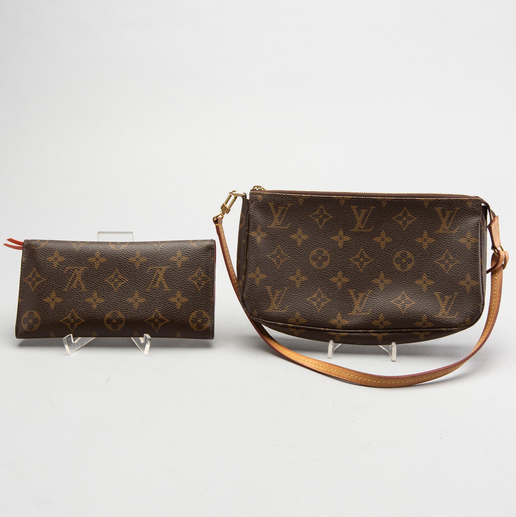 LOUIS VUITTON, pouch och plånbok.