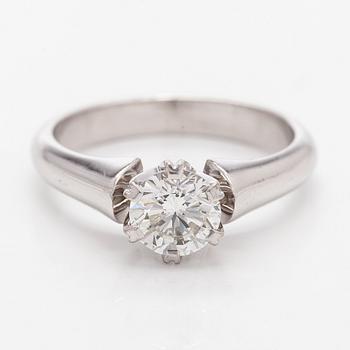 Sormus, briljanttihiottu timantti 0,80 ct, 18K valkokultaa, Sandberg, Helsinki 2003.