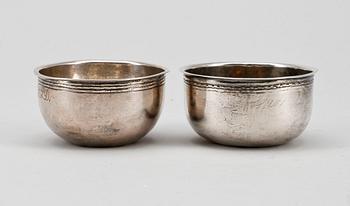 TUMLARE, 2 st, silver, Söderhamn, 1760 respektive 1800-tal. Vikt ca 39 gram.