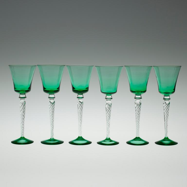 VINGLAS, 6 st, grönt och klart glas. 1900-tal.