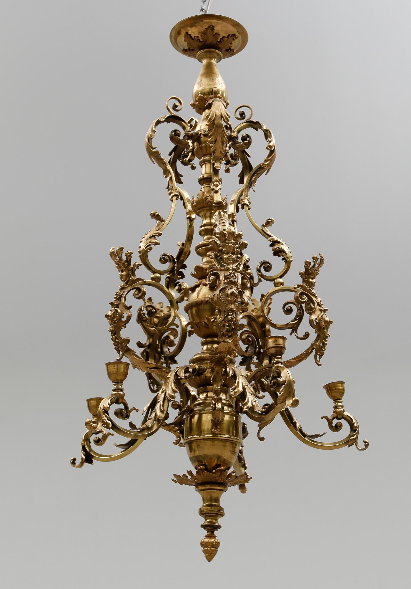 LJUSKRONA, Frankrike, 1900-talets första hälft. Höjd 109 cm.