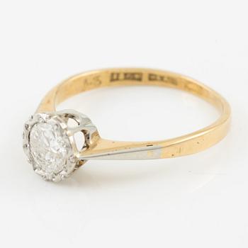 Ring, 18K guld och platina med briljantslipad diamant.