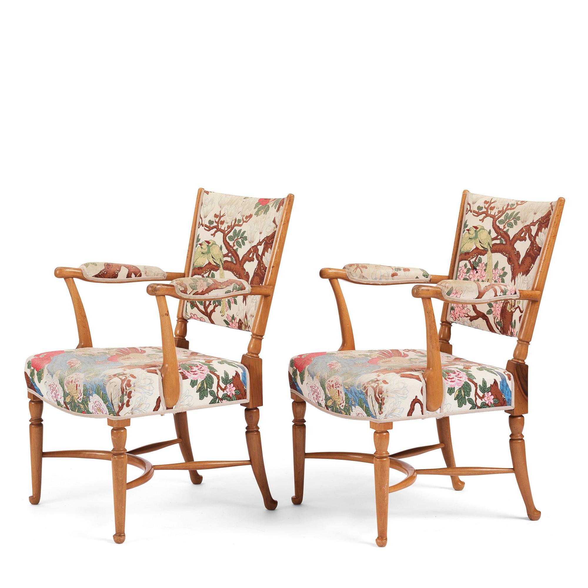 Josef Frank, karmstolar, ett par, Firma Svenskt Tenn, modell 725.