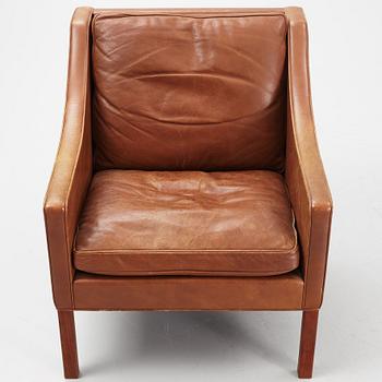 Børge Mogensen, a odel 2209 armchair, Fredericia Stolefabrik, Denmark.