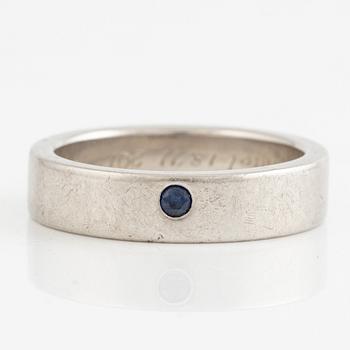 Ring, Strömdahls, platinum with two faceted sapphires.