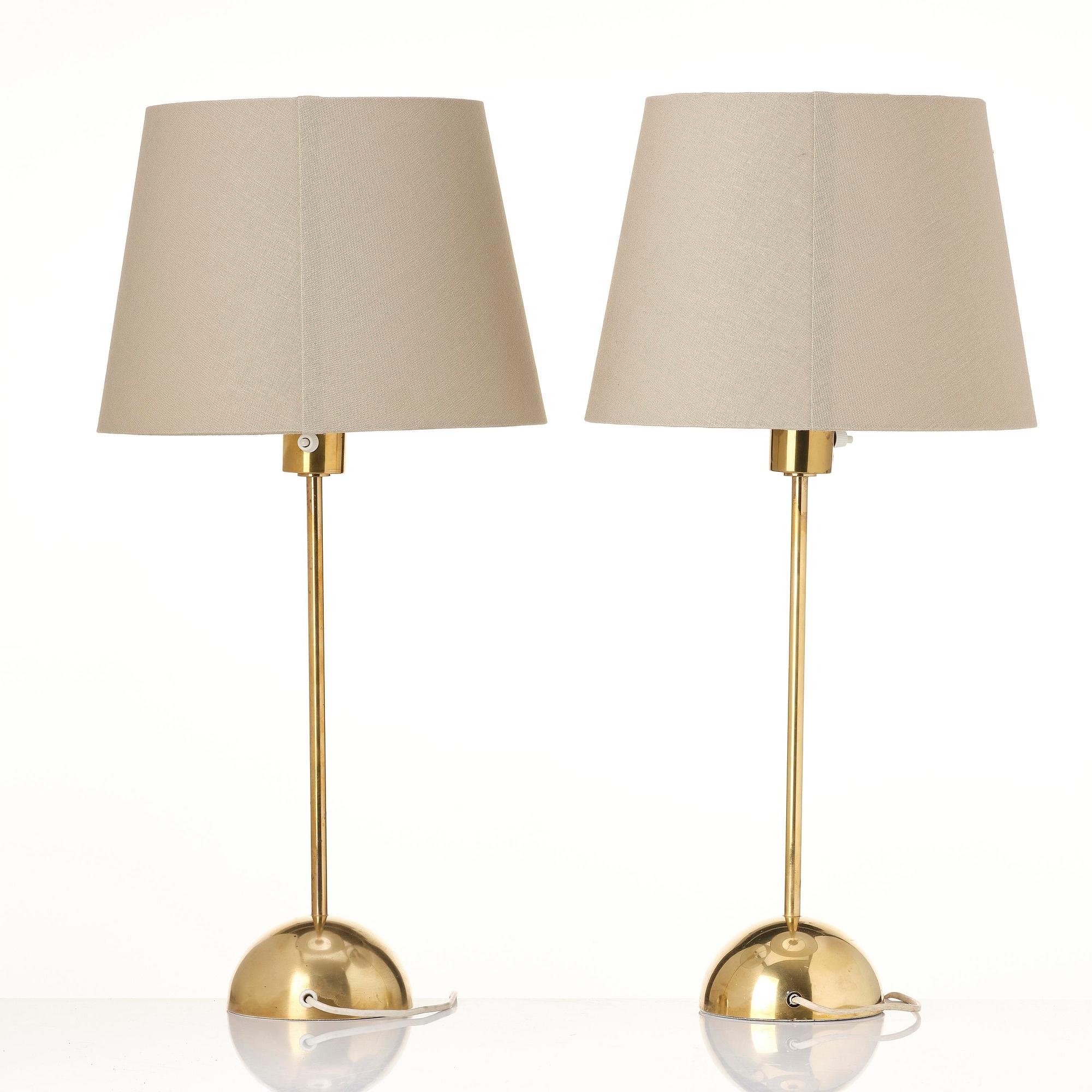 Eje Ahlgren, bordslampor, ett par, modell B 04, Bergboms, Malmö, 1960-tal.