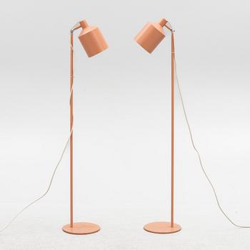 Note Design, a pair of "Silo" floor lamps, Zero.