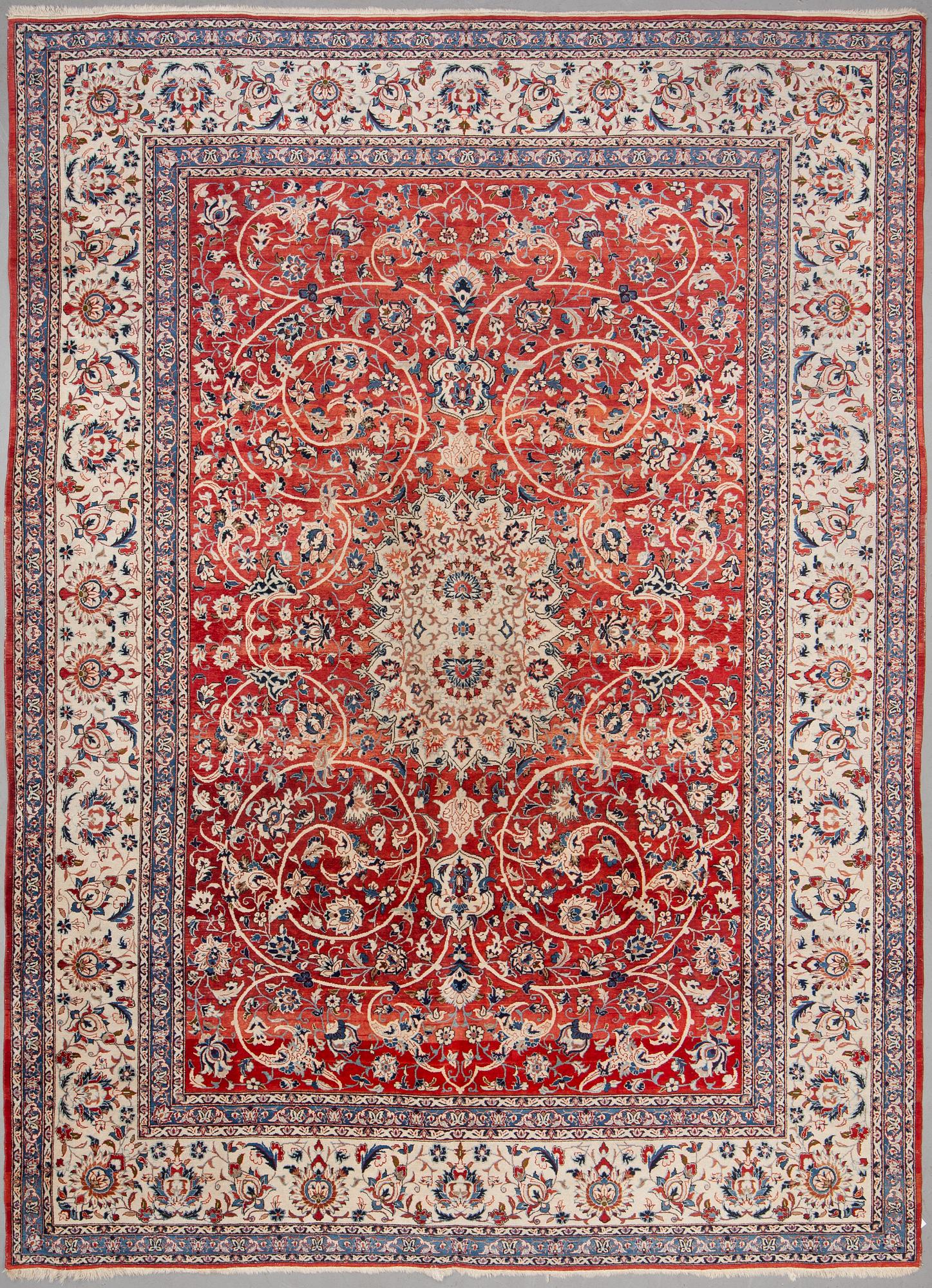 Matta, old Najafabad, ca 419 x 305 cm.