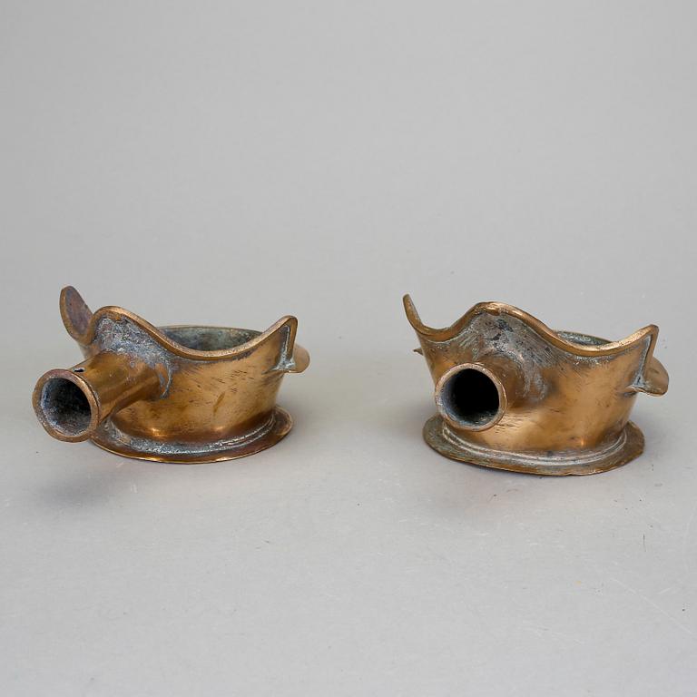 STRYKJÄRN, ett par mässing. Kina, 1700-/1800-tal.