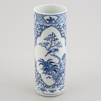 Vas, porslin, Kina, Qingdynastin, 1800-tal.