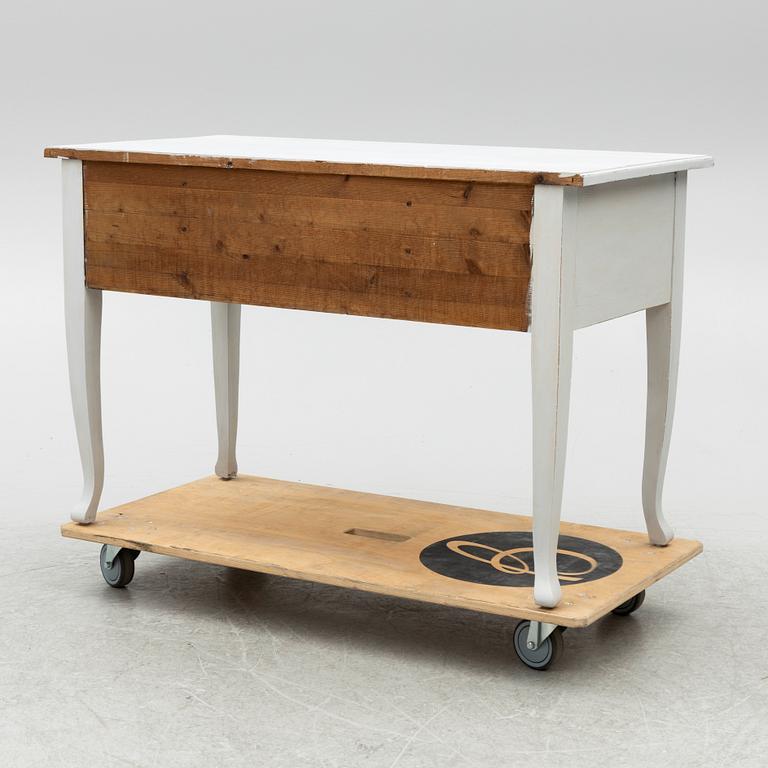 Desk, 20th century.