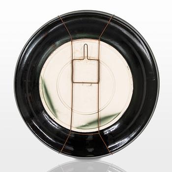 Birger Kaipiainen, a stoneware decorative bowl signed Kaipiainen Arabia.