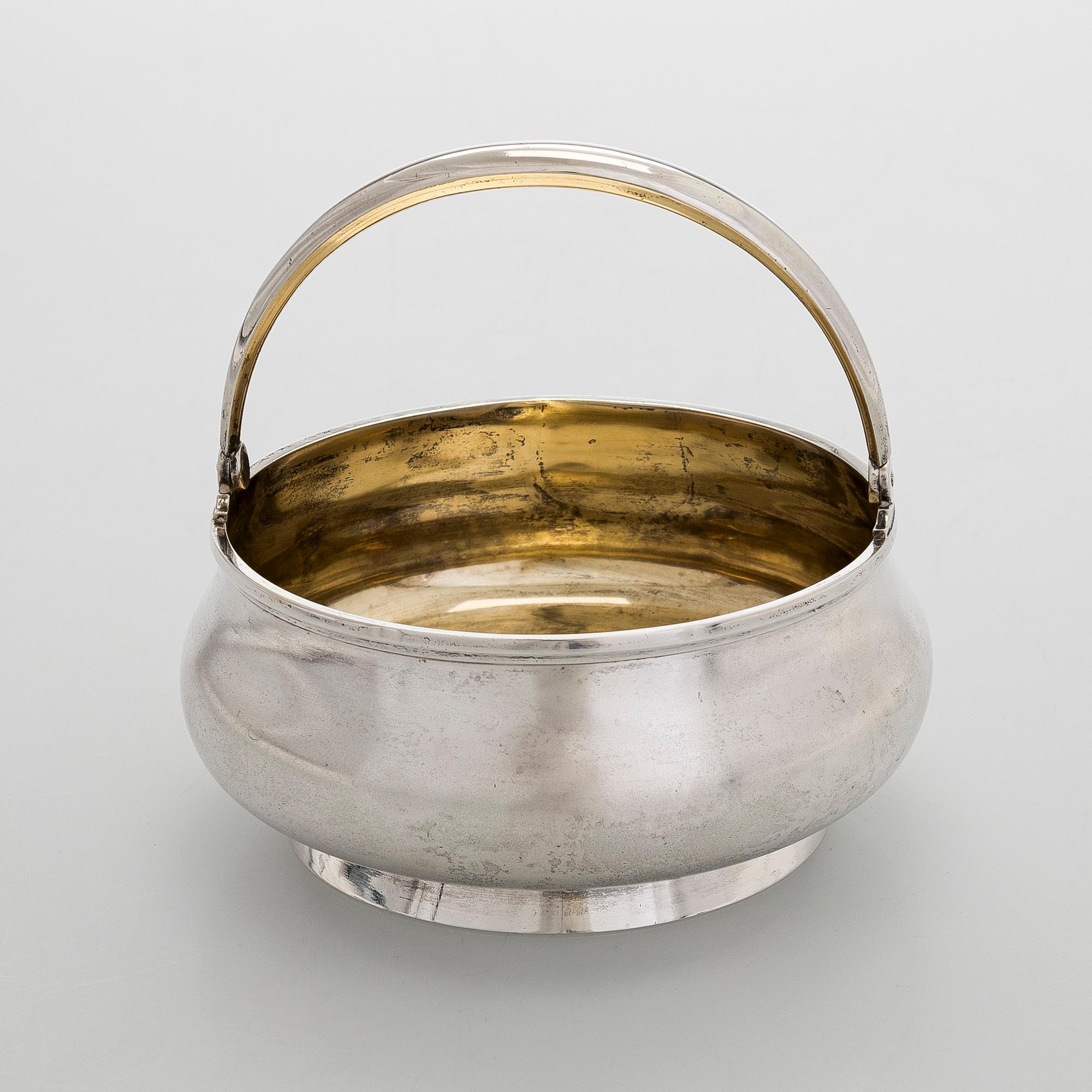 A parcel-gilt silver bowl, Russia, early 1900s.