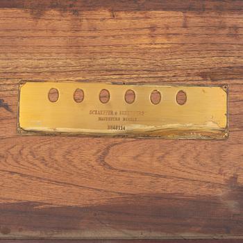 Vitrinskåp, Kina, 1900-tal.