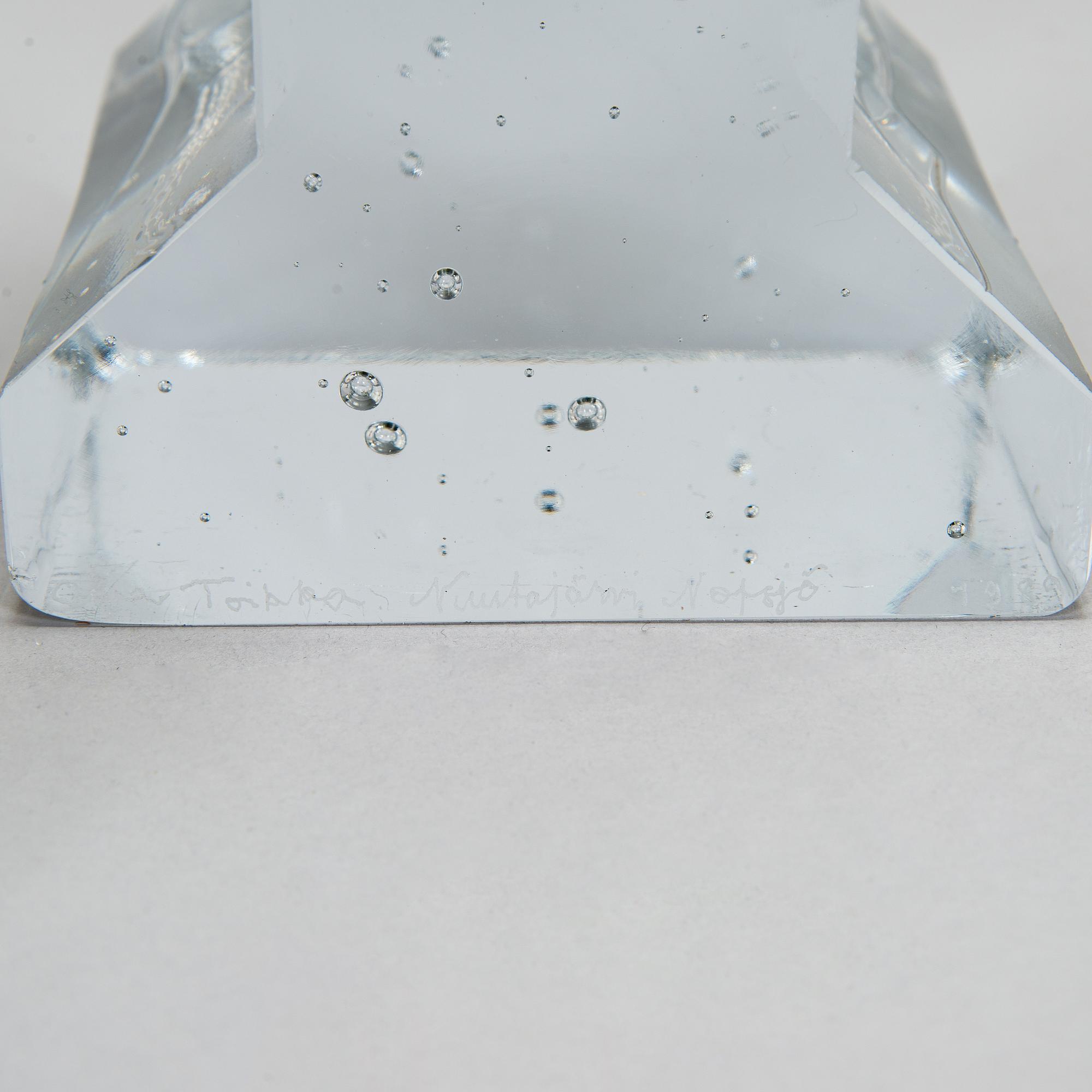 Oiva Toikka, veistos, signeerattu Oiva Toikka Nuutajärvi Notsjö 1989.