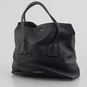 Burberry, a 'Baynard Tote' hand bag, 2016.