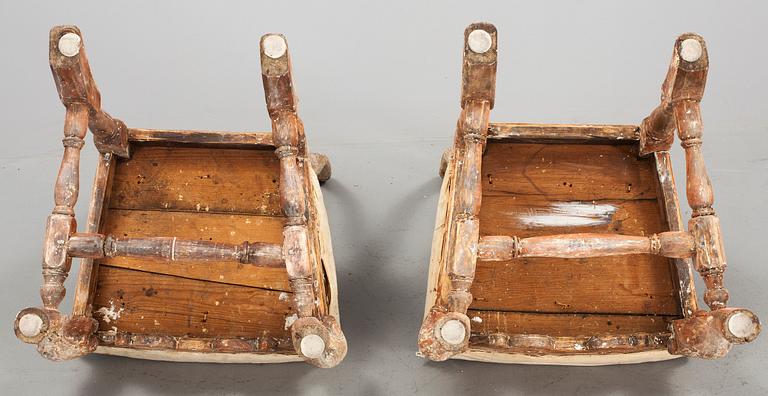 STOLAR, ett par, senbarock, 1700-talets mitt.