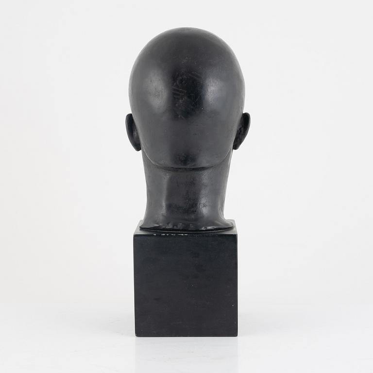 Maurice Sterne, "Head of a Bomb Thrower".