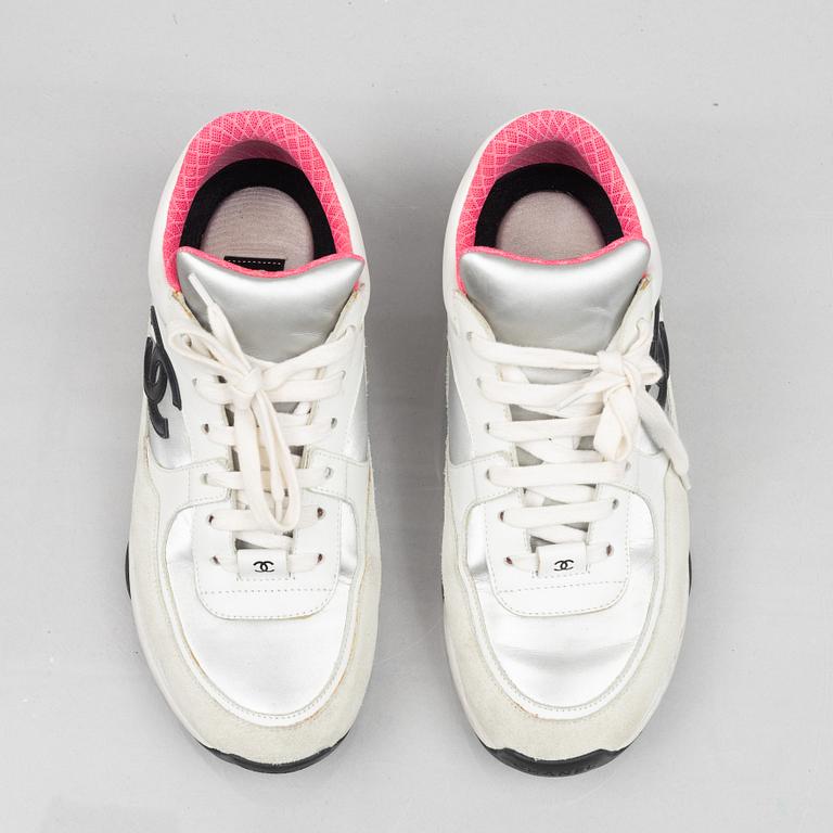 Chanel, sneakers, size 38.