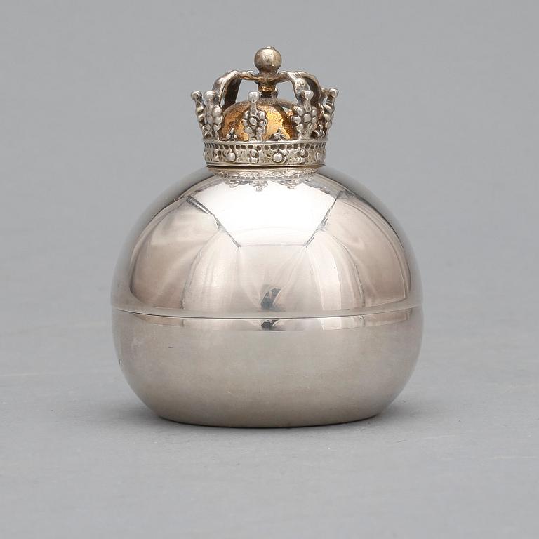 BONBONIERE med LOCK, silver, Löfman, MEMA, 1988. Vikt ca 60 gram.