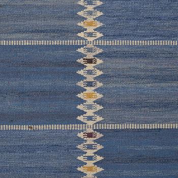 Barbro Nilsson, MATTO, "Salerno blå", flat weave, ca 331,5 x 273-275,5 cm, signed AB MMF BN.