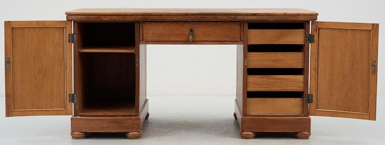 SKRIVBORD, 1920/30-tal.