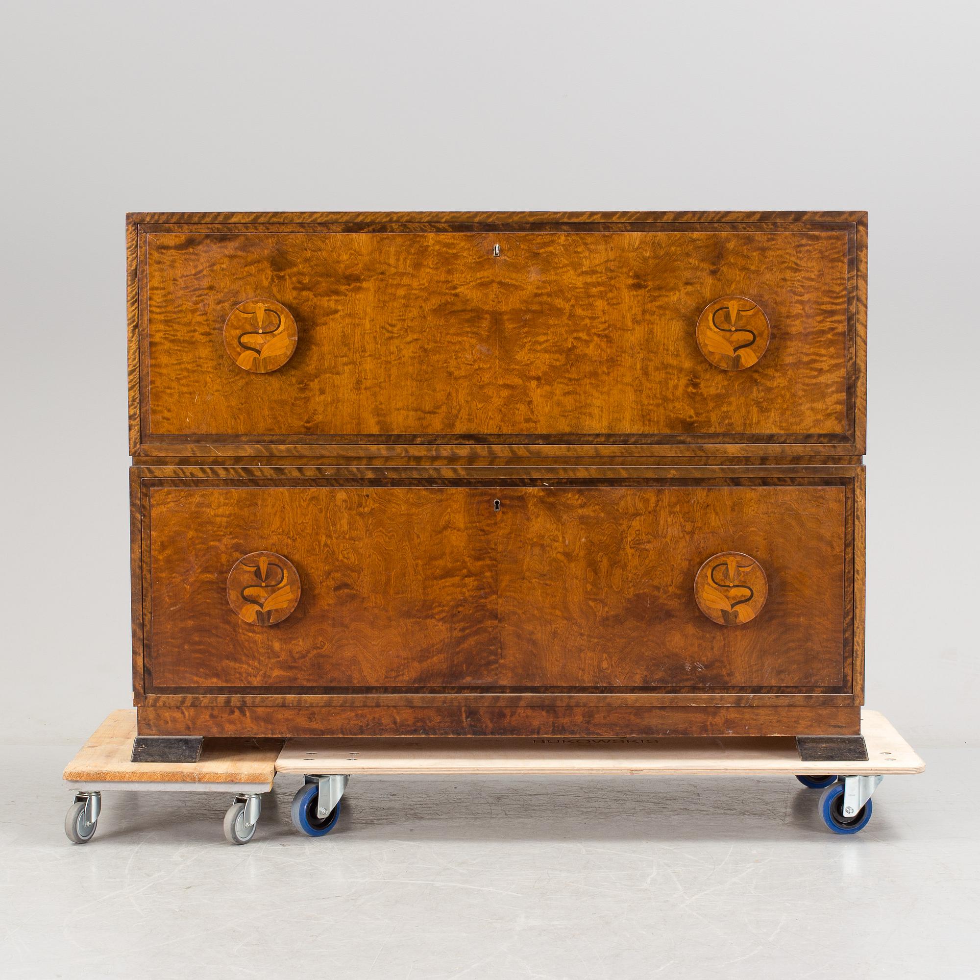 A CABINETT, possibly designed by OTTO SCHULZ, 1930s.
