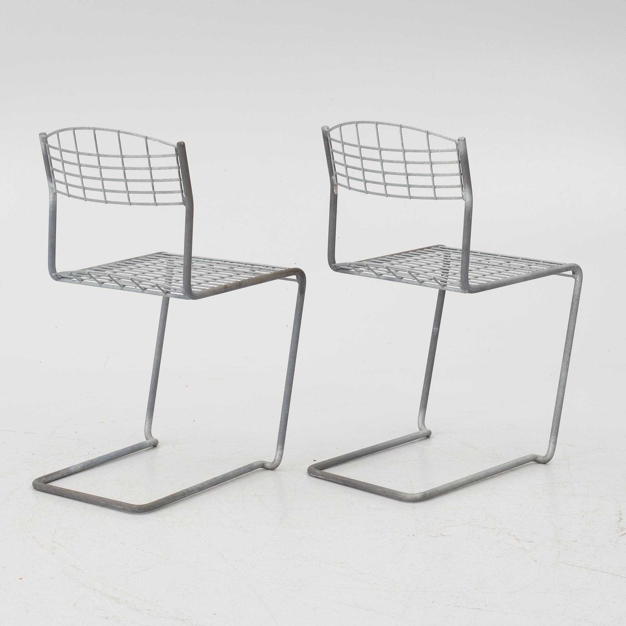 Nils Strinning, a pair of garden chairs and a table, 'High Tech', Grythyttan.