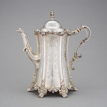 KAFFEKANNA, silver, nyrokoko, Per Adolf Ljunglöf, Stockholm 1851. Vikt ca 1036g.