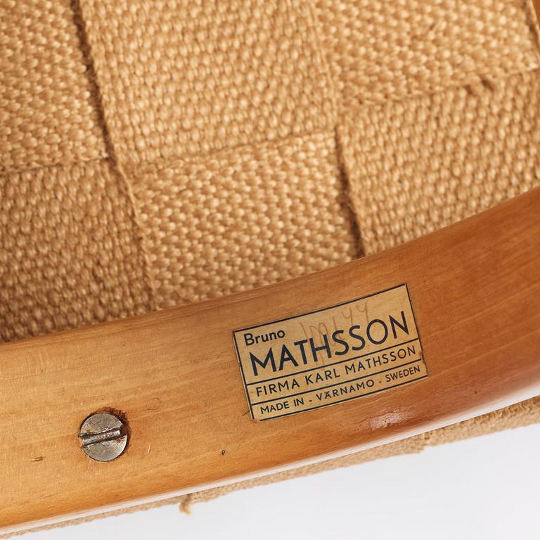 Bruno Mathsson, a rare easy chair for Firma Karl Mathsson, Värnamo, Sweden 1940s.