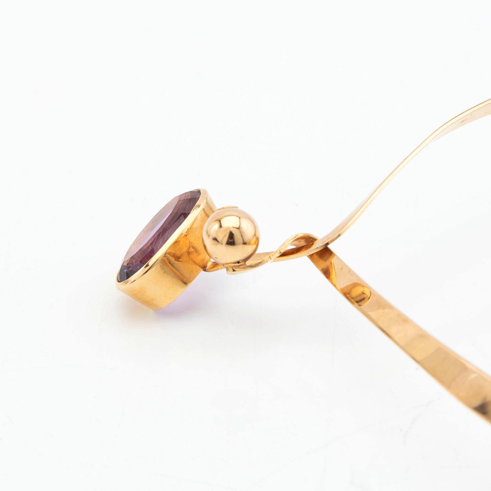 Necklace, 18K with amethyst.