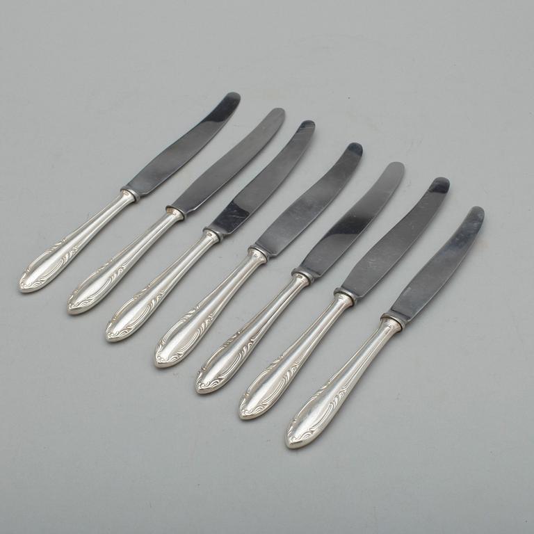 BESTICKSERVIS, silver, 6+6+7, bl.a. CG Hallberg 1962, vikt exklusive knivar ca 572g.