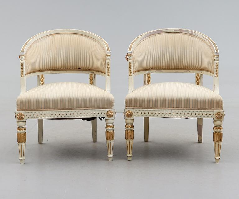 KARMSTOLAR, 1 par, gustaviansk stil, 1900-talets första hälft.