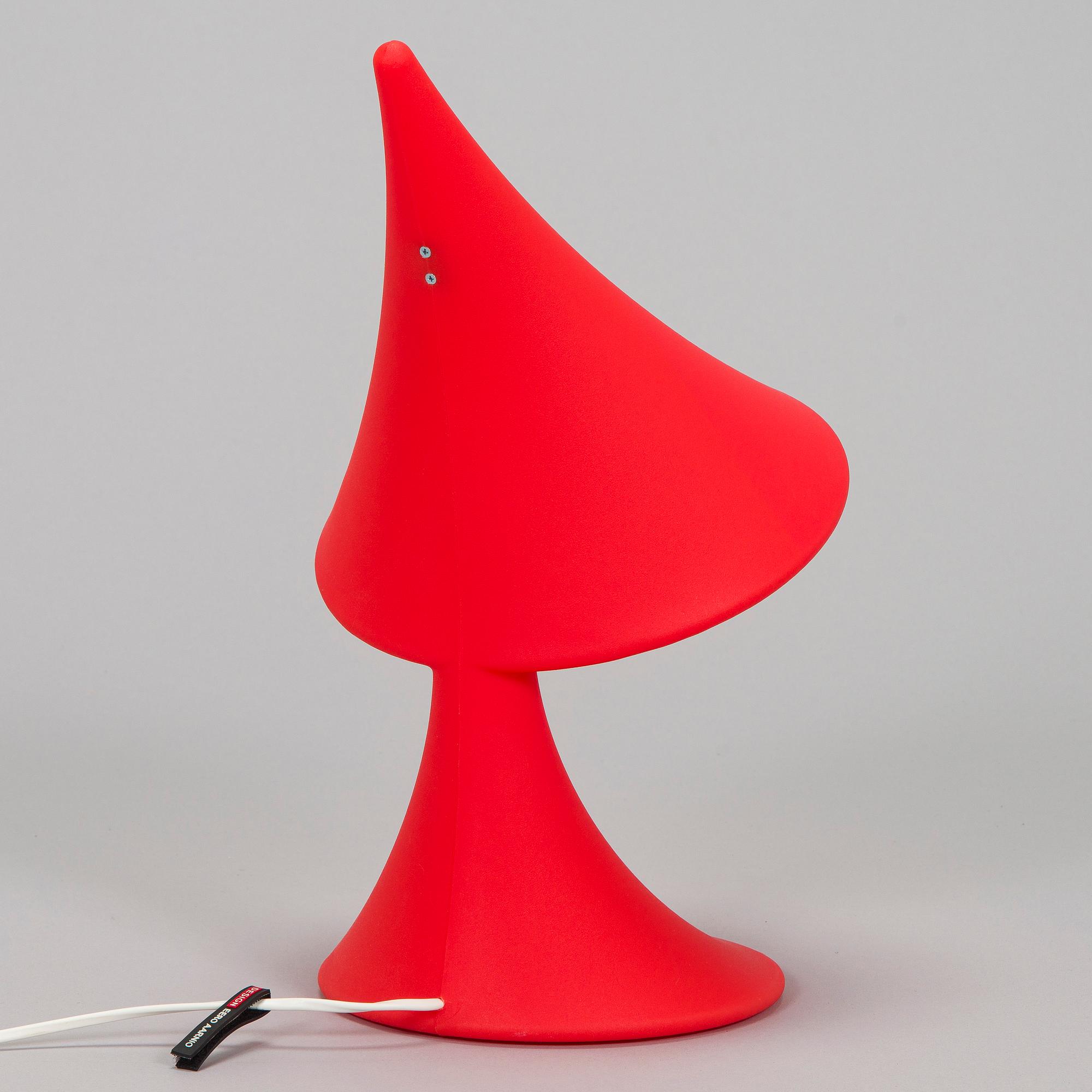 Eero Aarnio, pöytävalaisin, "Nukkumatti, Melaja Oy 2010.