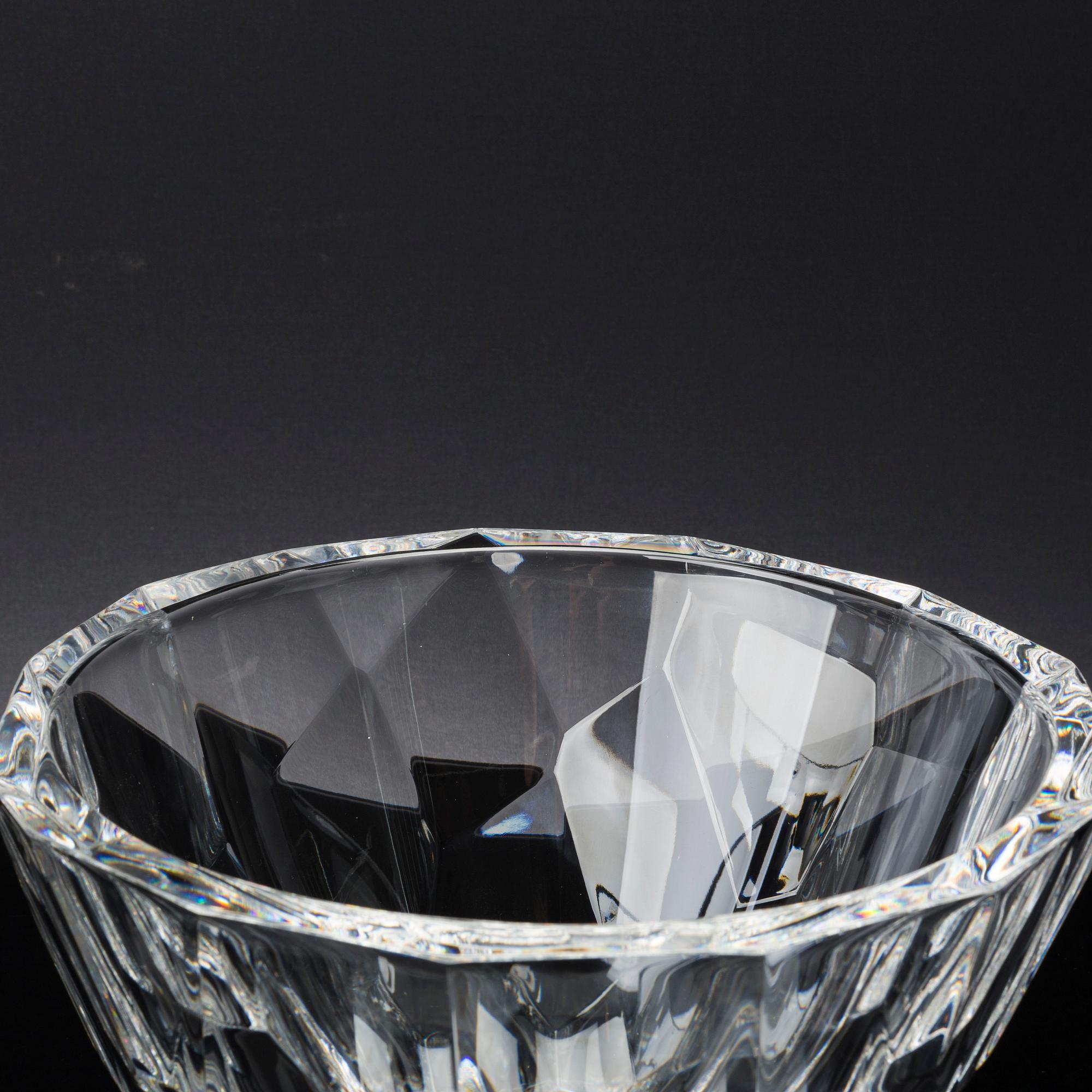 ANNE NILSSON, A 20th century Orrefors glass bowl.