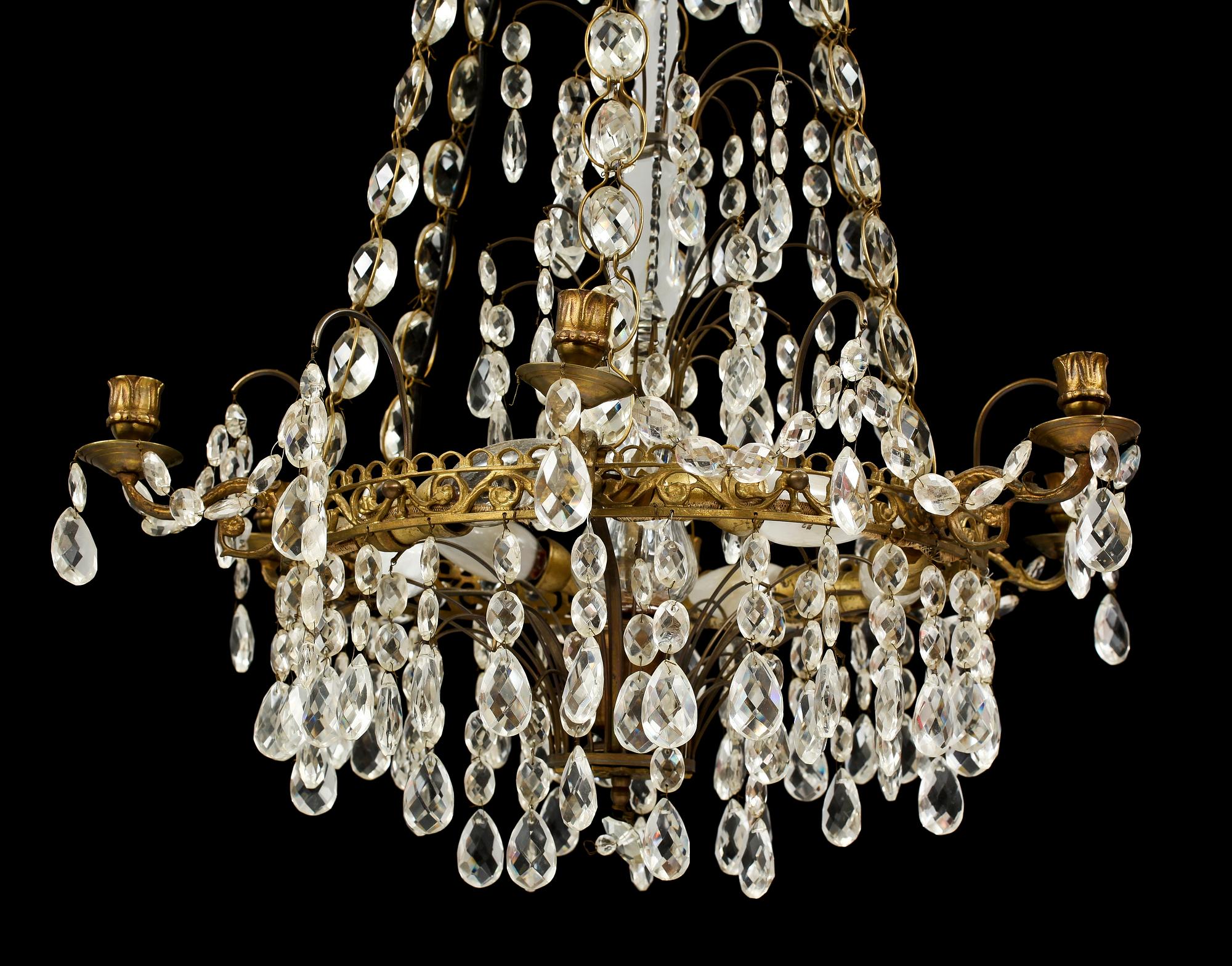 LJUSKRONA, gustaviansk stil, 1900-tal. H 80.