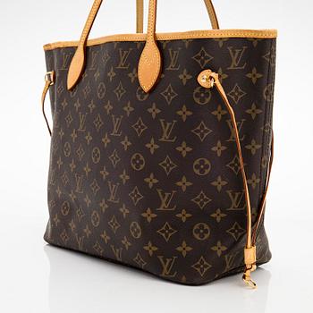 Louis Vuitton, a Monogram Canvas 'Neverfull MM' bag.