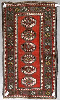 MATTA, semiantik kaukas, ca 183x106 cm.