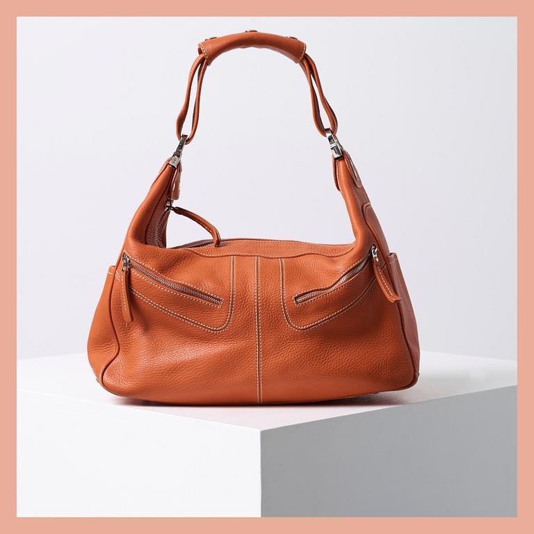 VÄSKA, Tod's.