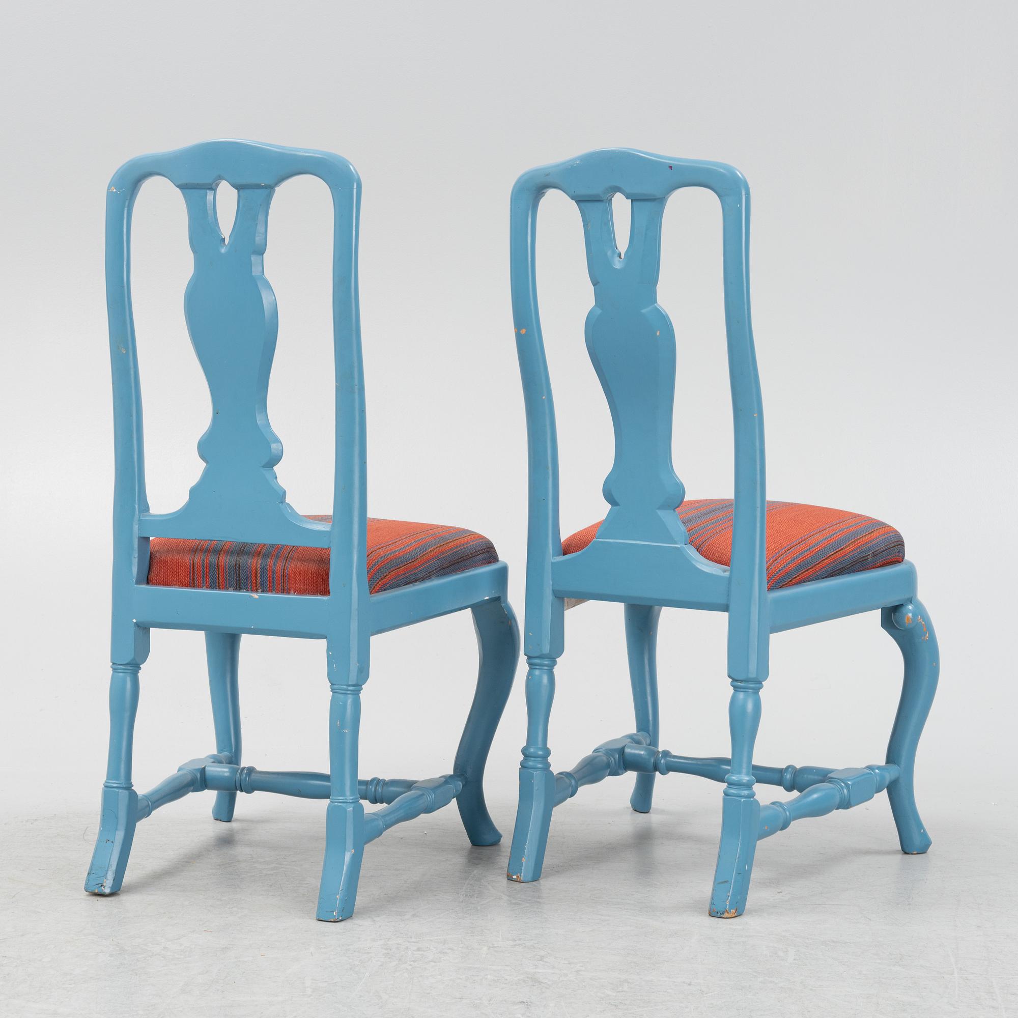 Five matched late Baroque chairs, 18th Century.