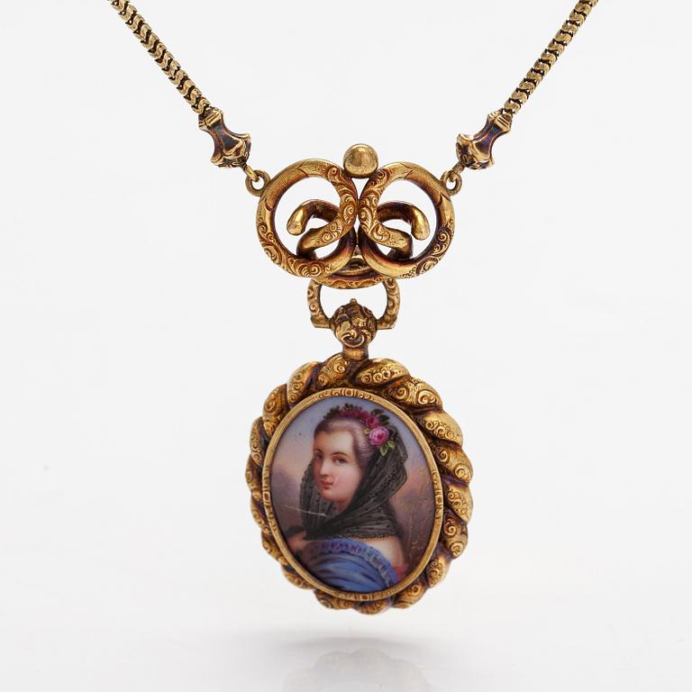 An 18K gold neckalce with a miniature painting. 19th century.